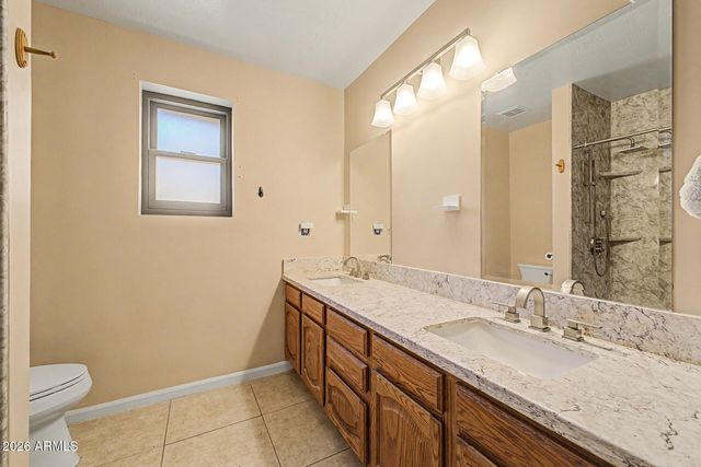 5131 W CHRISTY Drive, Glendale, AZ 85304