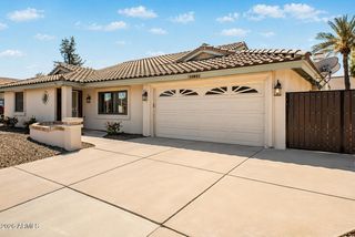 5131 W CHRISTY Drive, Glendale, AZ 85304