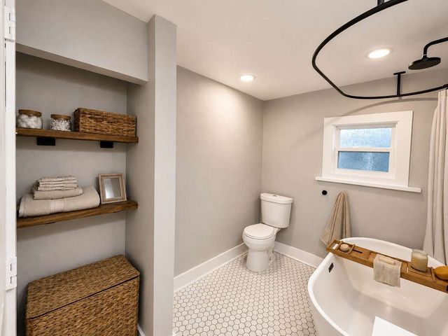 2401 Lillian Street, Fort Worth, TX 76111