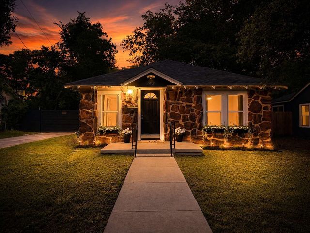2401 Lillian Street, Fort Worth, TX 76111