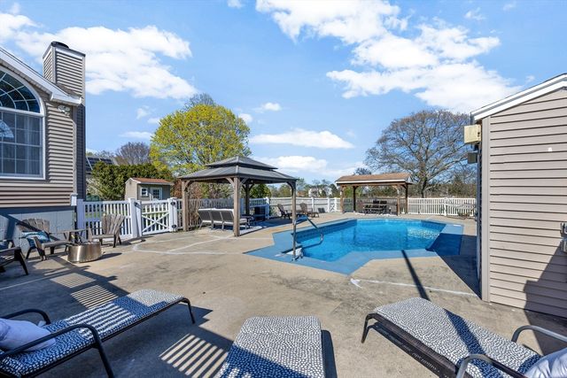 2165 Pleasant Street, Dighton, MA 02715