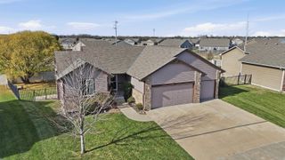 1717 E Aster St, Andover, KS 67002