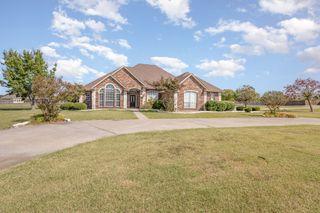 1001 W Remington Park Drive, Terrell, TX 75160