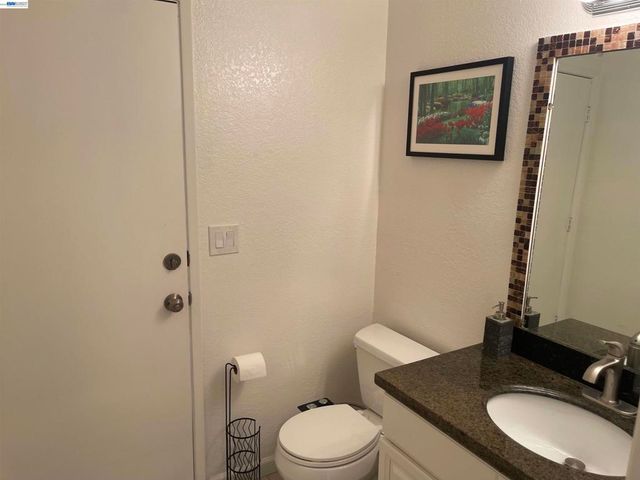 2180 Jenni Ln, Tracy, CA 95377