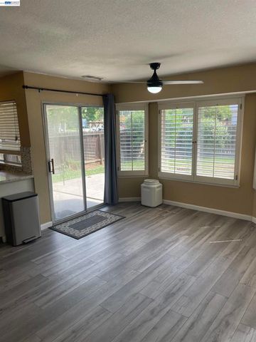 2180 Jenni Ln, Tracy, CA 95377