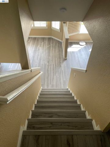 2180 Jenni Ln, Tracy, CA 95377