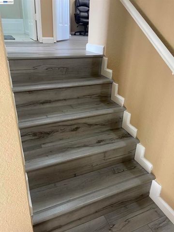 2180 Jenni Ln, Tracy, CA 95377