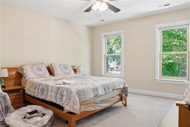 302 Honey Locust WAY, Chesapeake, VA 23320
