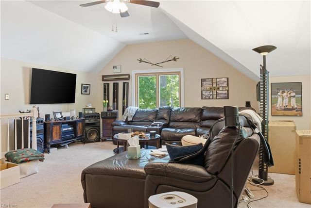 302 Honey Locust WAY, Chesapeake, VA 23320