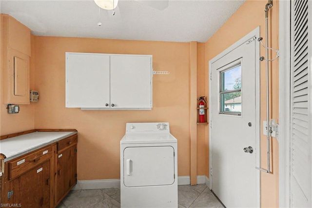 5403 Baylor LN, Fort Myers, FL 33908