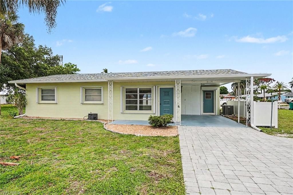 5403 Baylor LN, Fort Myers, FL 33908