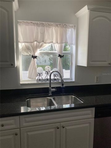 1702 W NORTH STREET, Tampa, FL 33604