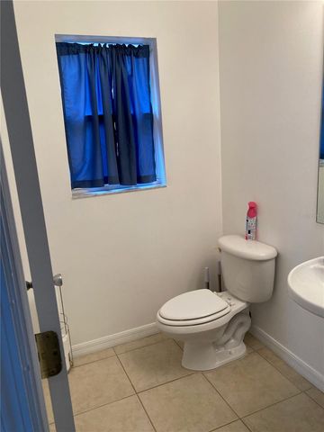 1702 W NORTH STREET, Tampa, FL 33604