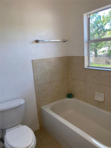 1702 W NORTH STREET, Tampa, FL 33604