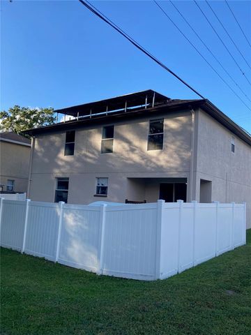 1702 W NORTH STREET, Tampa, FL 33604