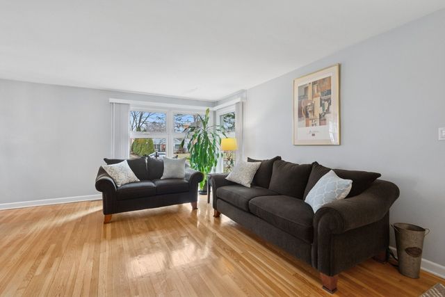 826 Brown Avenue, Evanston, IL 60202