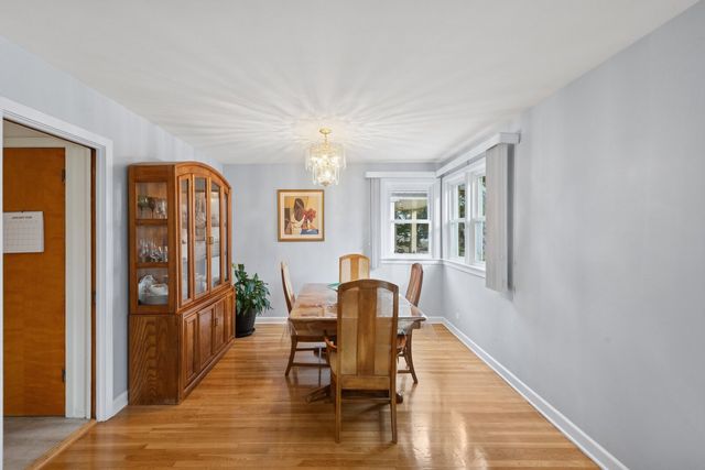 826 Brown Avenue, Evanston, IL 60202