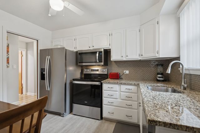 826 Brown Avenue, Evanston, IL 60202