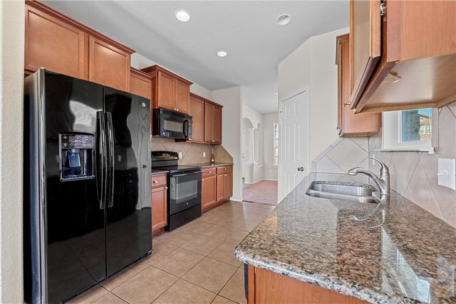 6528 Vista View Drive, Waco, TX 76712