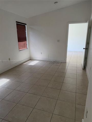 14613 SW 117 Ave, Miami, FL 33186