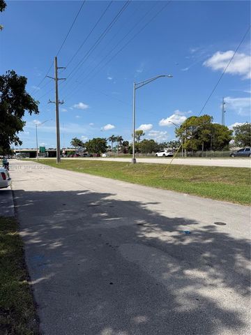 14613 SW 117 Ave, Miami, FL 33186