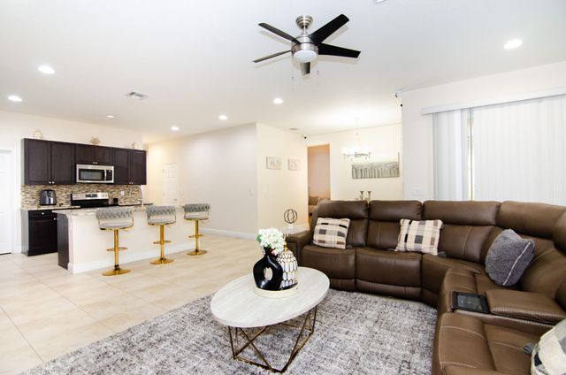 1188 NW Leonardo Circle, Port St. Lucie, Port St Lucie, FL 34986