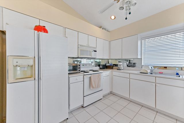 7631 N Stirling Bridge Blvd Boulevard S, Delray Beach, FL 33446