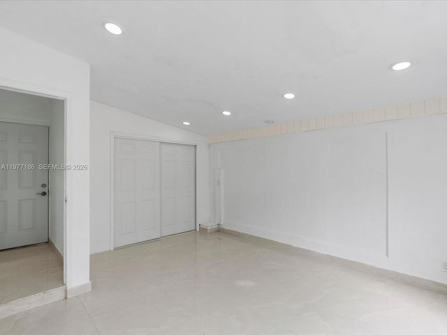 4331 SW 31st Dr, West Park, FL 33023