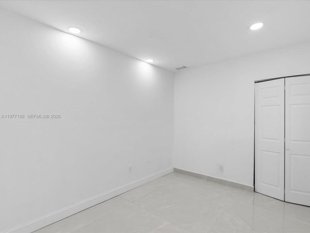 4331 SW 31st Dr, West Park, FL 33023