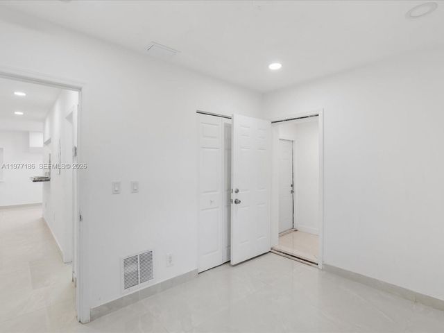 4331 SW 31st Dr, West Park, FL 33023