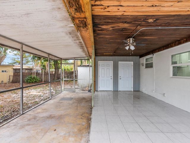 4331 SW 31st Dr, West Park, FL 33023