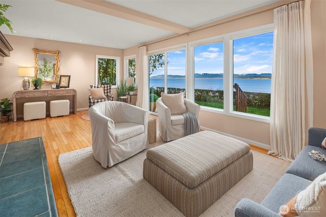 2197 Highland Drive, Camano Island, WA 98282