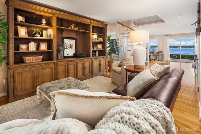 2197 Highland Drive, Camano Island, WA 98282