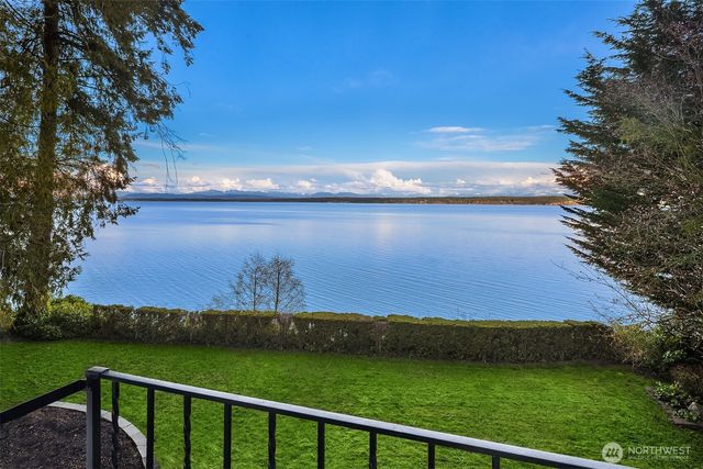 2197 Highland Drive, Camano Island, WA 98282