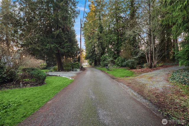 2197 Highland Drive, Camano Island, WA 98282