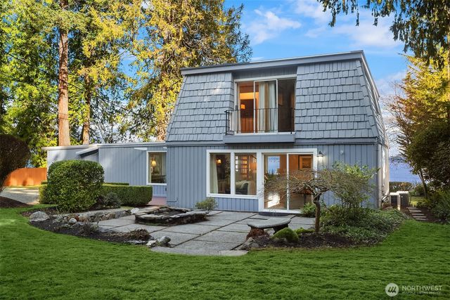 2197 Highland Drive, Camano Island, WA 98282