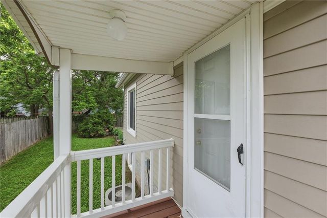 7 N Iron Street, Paola, KS 66071