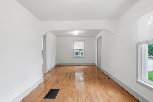 7 N Iron Street, Paola, KS 66071