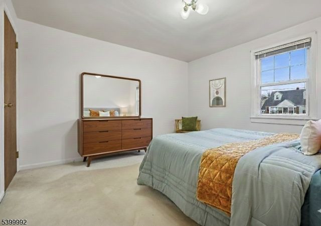 944 Burlington Ave, Union Twp., NJ 07083