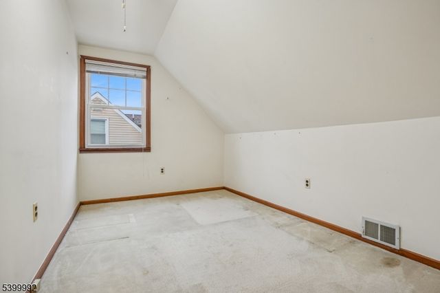 944 Burlington Ave, Union Twp., NJ 07083