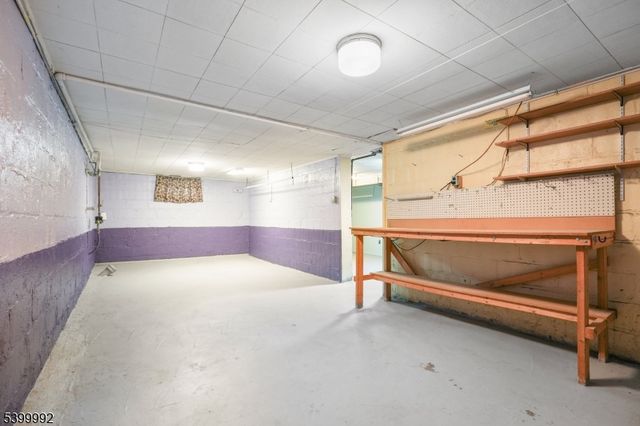 944 Burlington Ave, Union Twp., NJ 07083