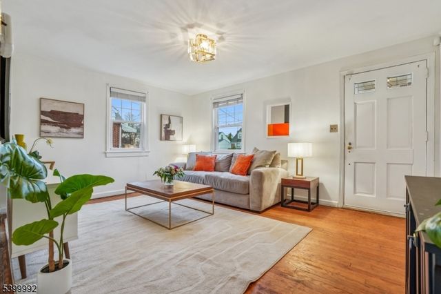 944 Burlington Ave, Union Twp., NJ 07083