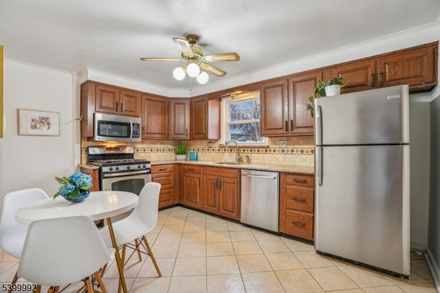 944 Burlington Ave, Union Twp., NJ 07083