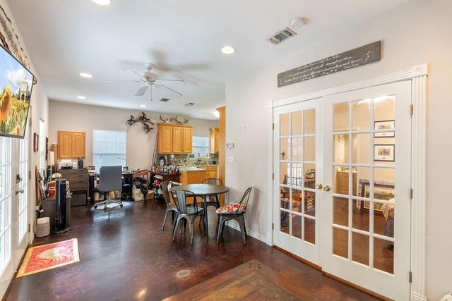 502 Brentwood Drive, Lufkin, TX 75901