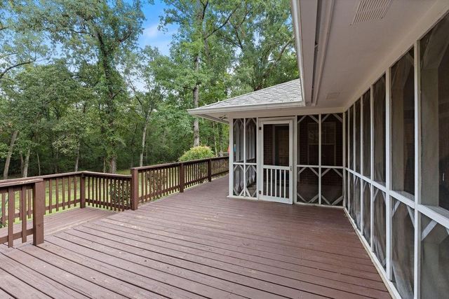 502 Brentwood Drive, Lufkin, TX 75901