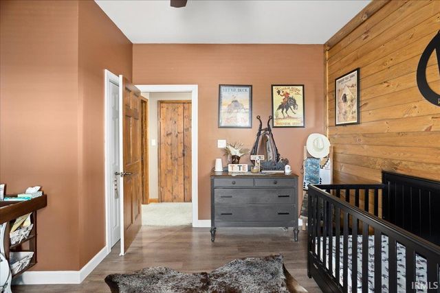 6229 N 200 E, Pine Village, IN 47975