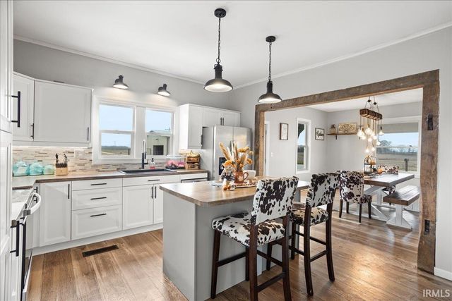 6229 N 200 E, Pine Village, IN 47975