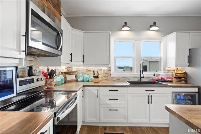 6229 N 200 E, Pine Village, IN 47975