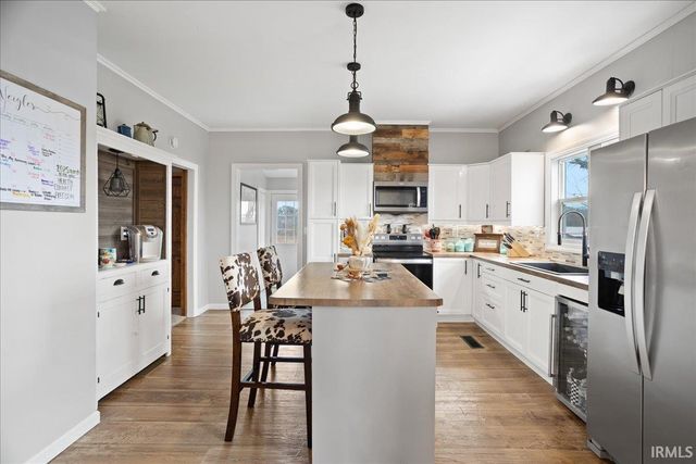 6229 N 200 E, Pine Village, IN 47975