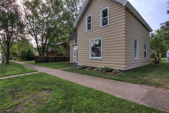 317 Stanley Street, Chippewa Falls, WI 54729